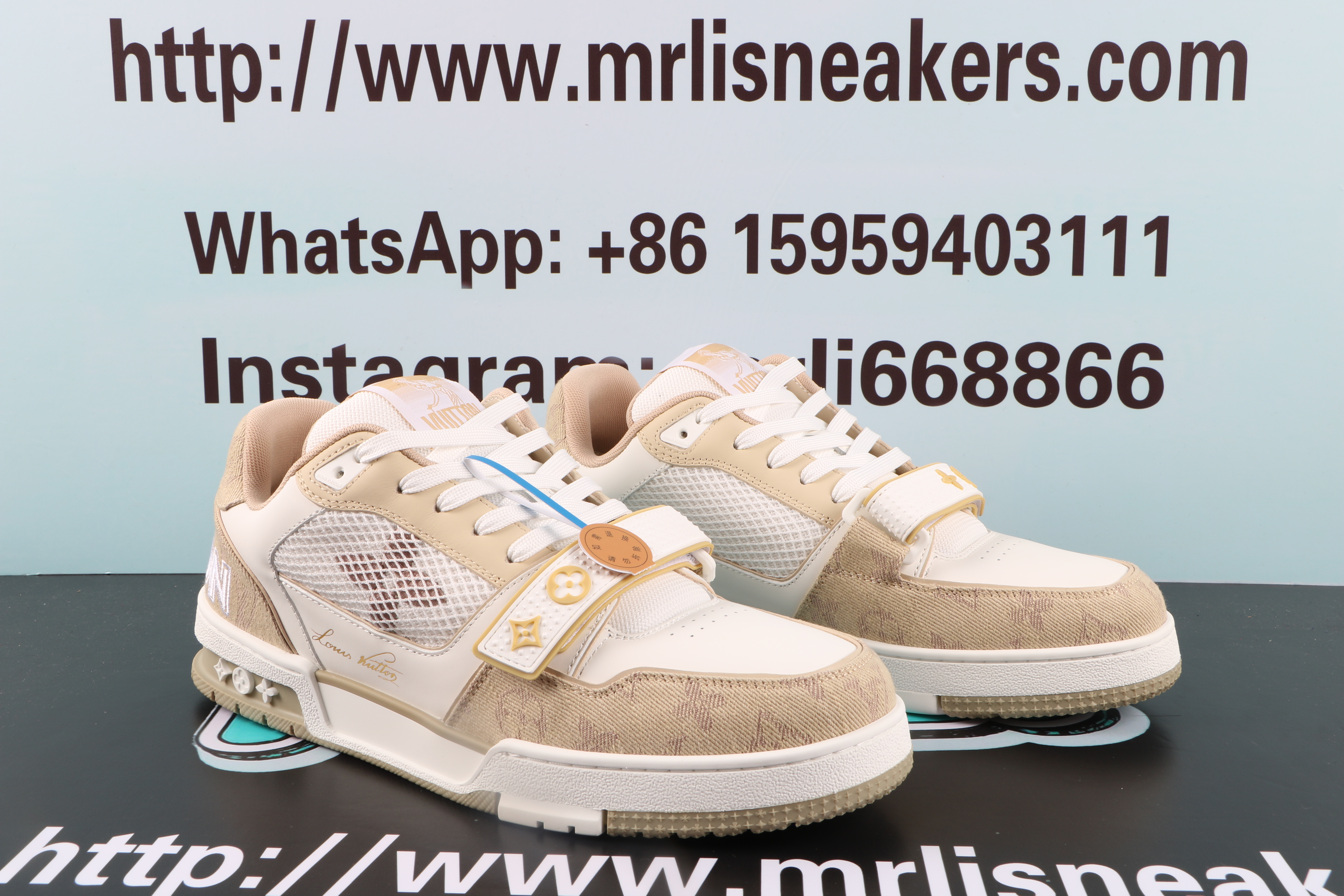 Louis Vuitton Trainer Monogram Denim Beige Whie