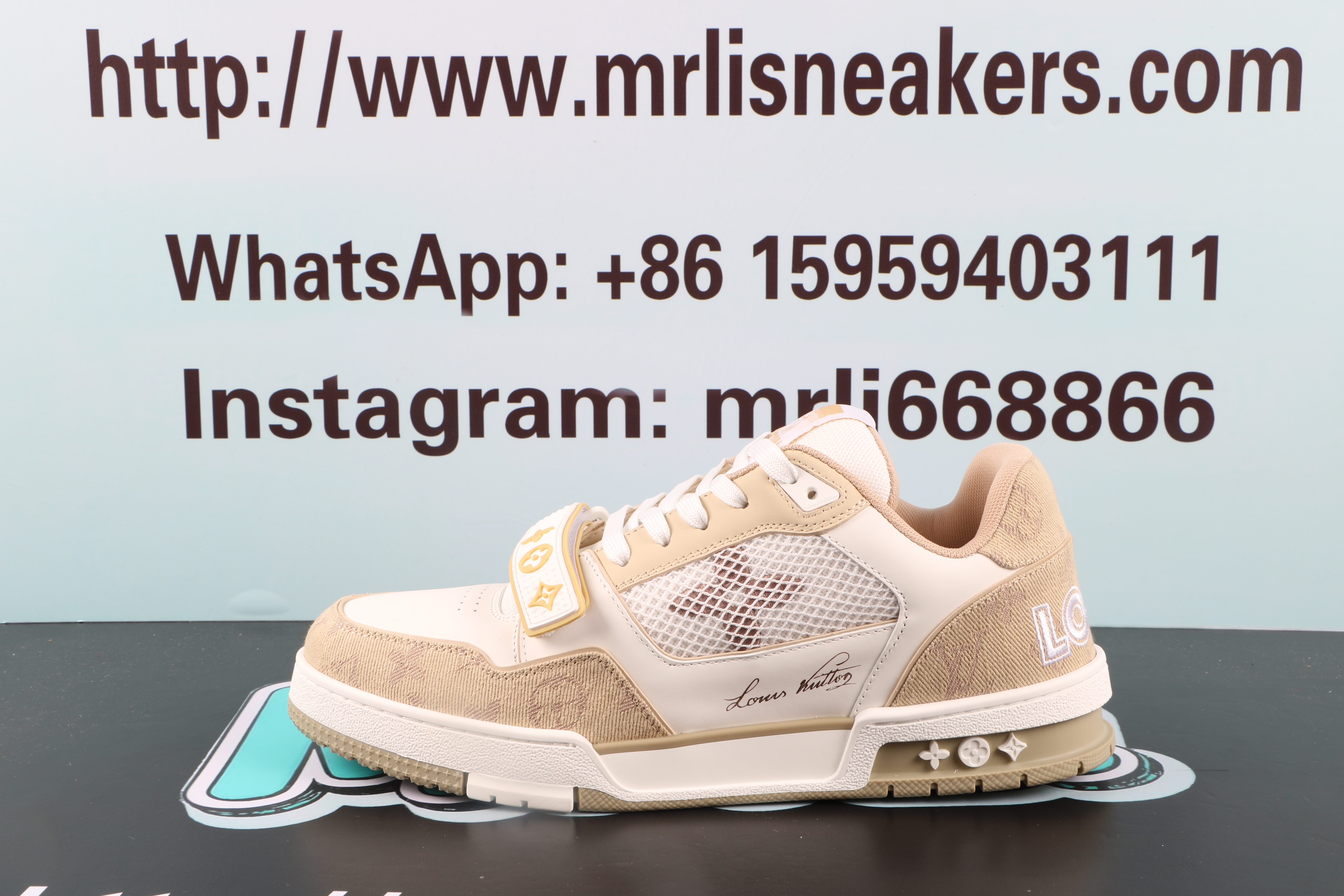 Louis Vuitton Trainer Monogram Denim Beige Whie