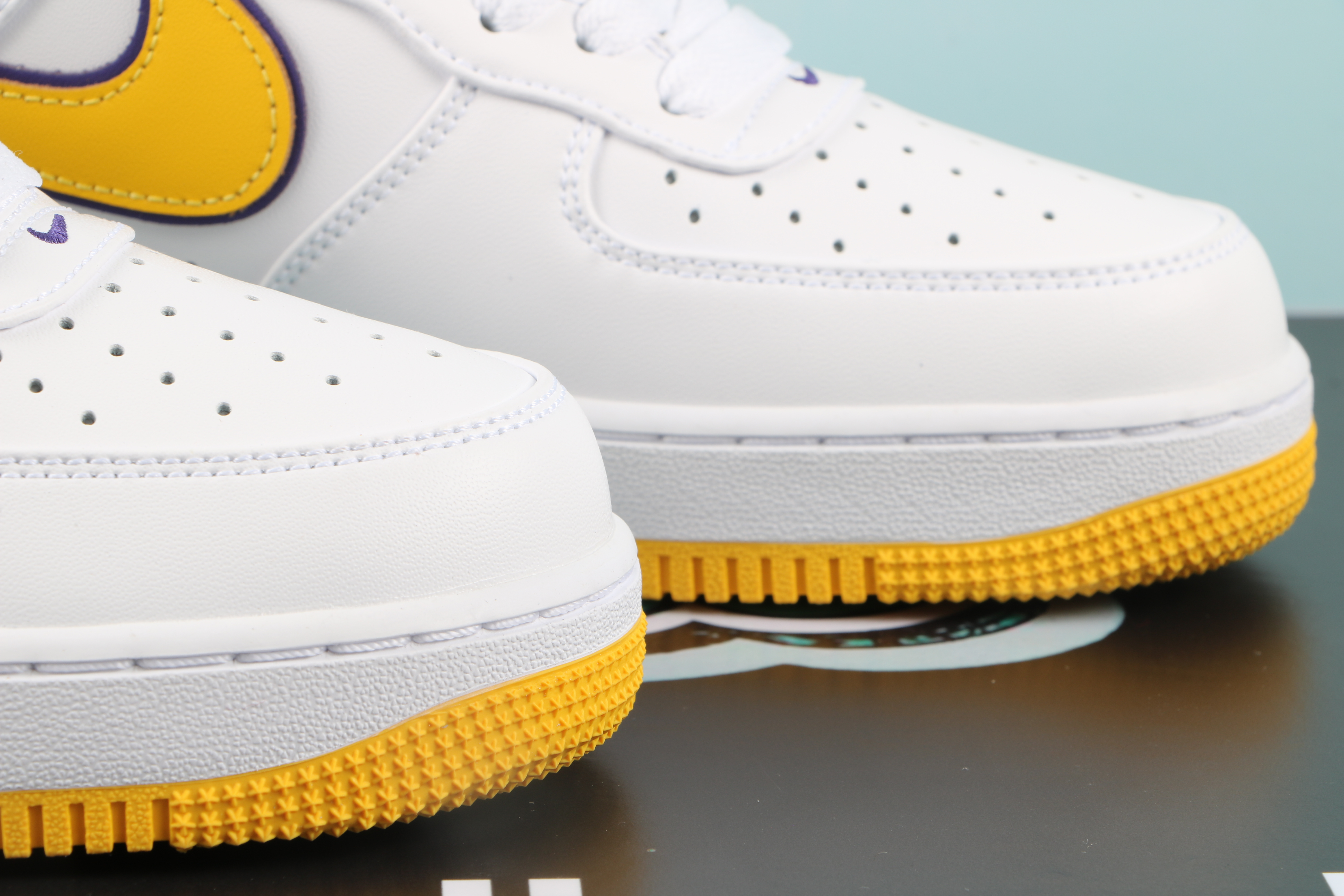 Nike Air Force 1 Low Retro QS Kobe Bryant Lakers Home