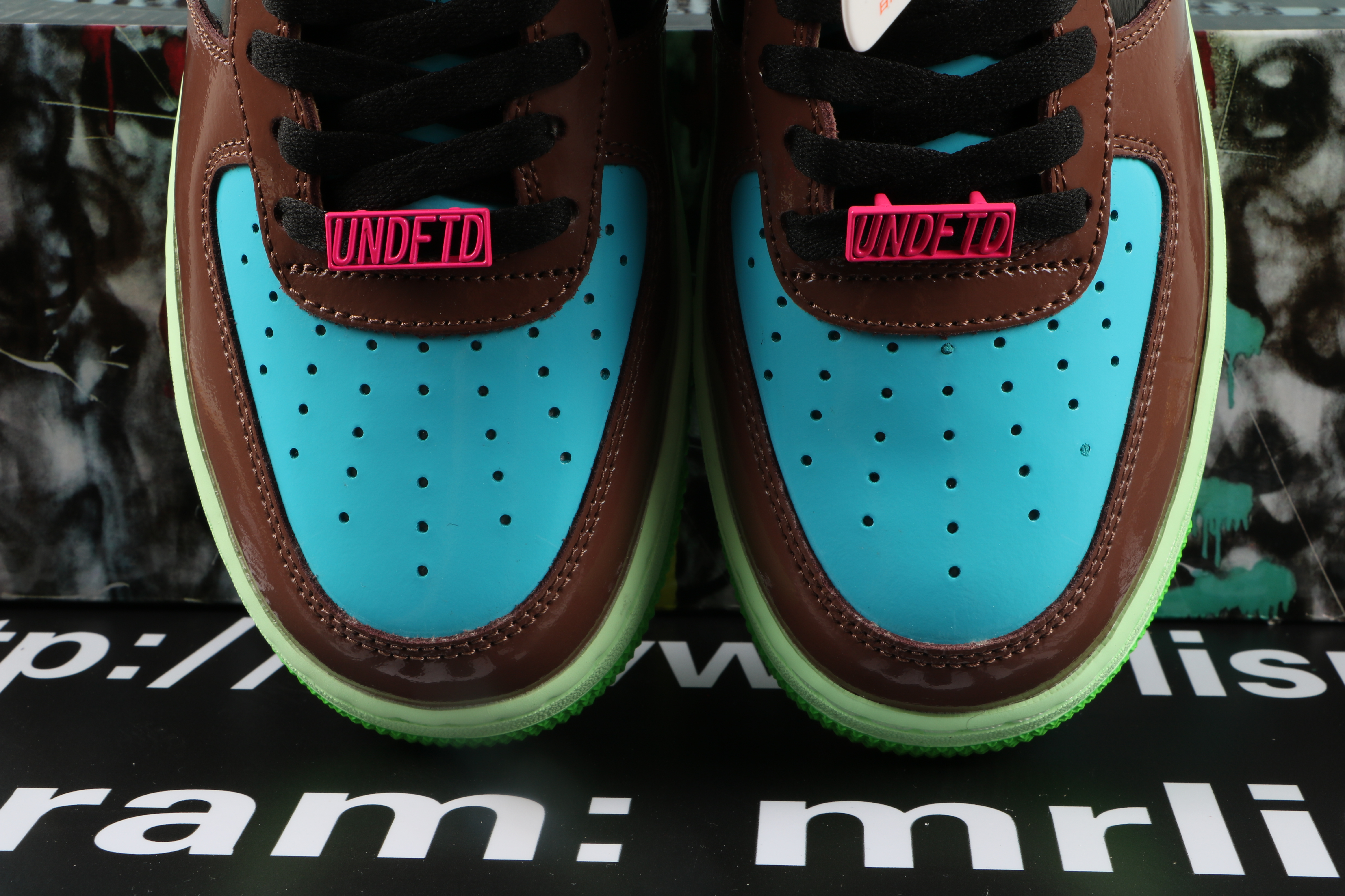 Nike Air Force 1Low SP Undefeated Multi-Patent Pink Prime