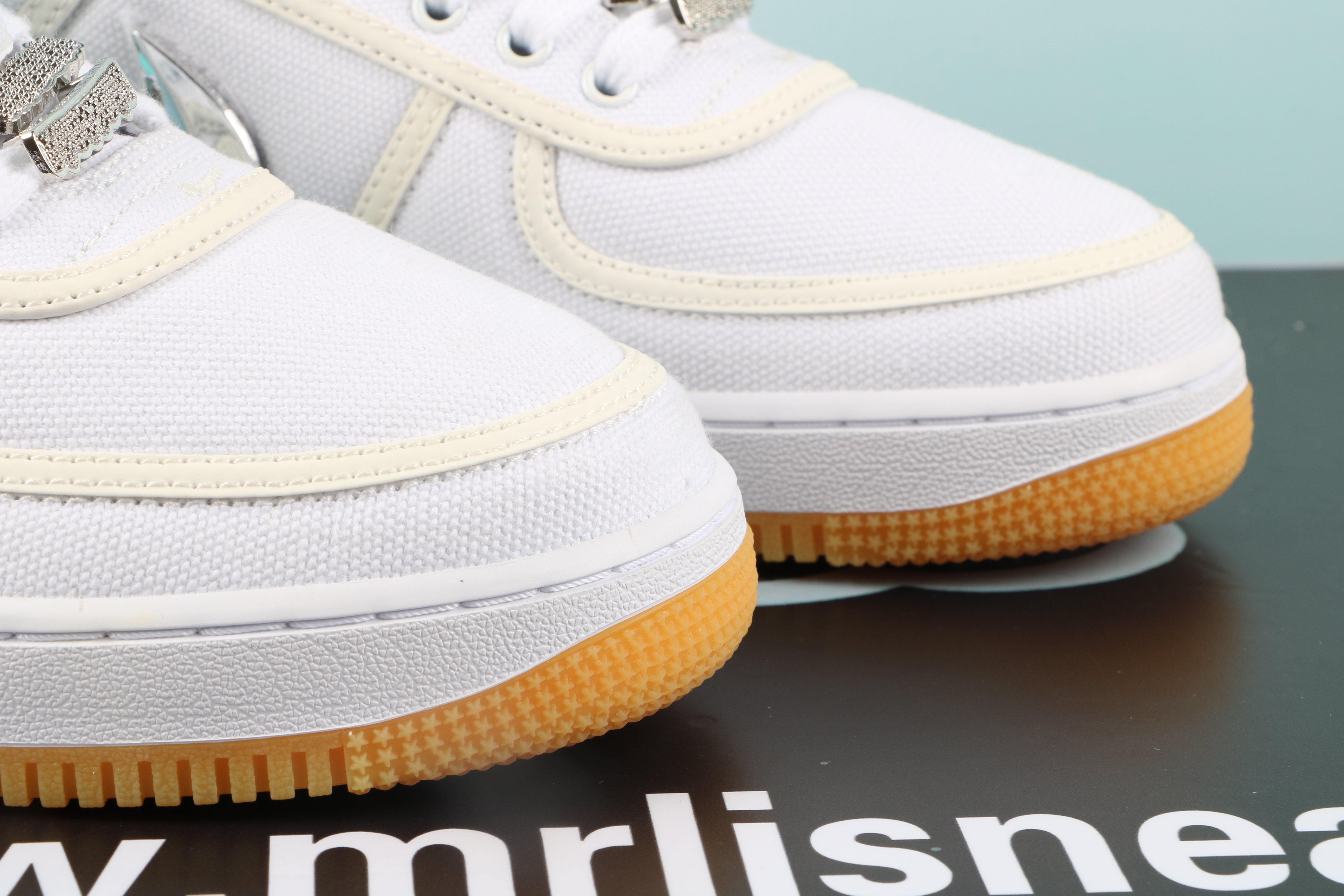 Nike Air Force 1 Low Travis Scott Sail (AF101)