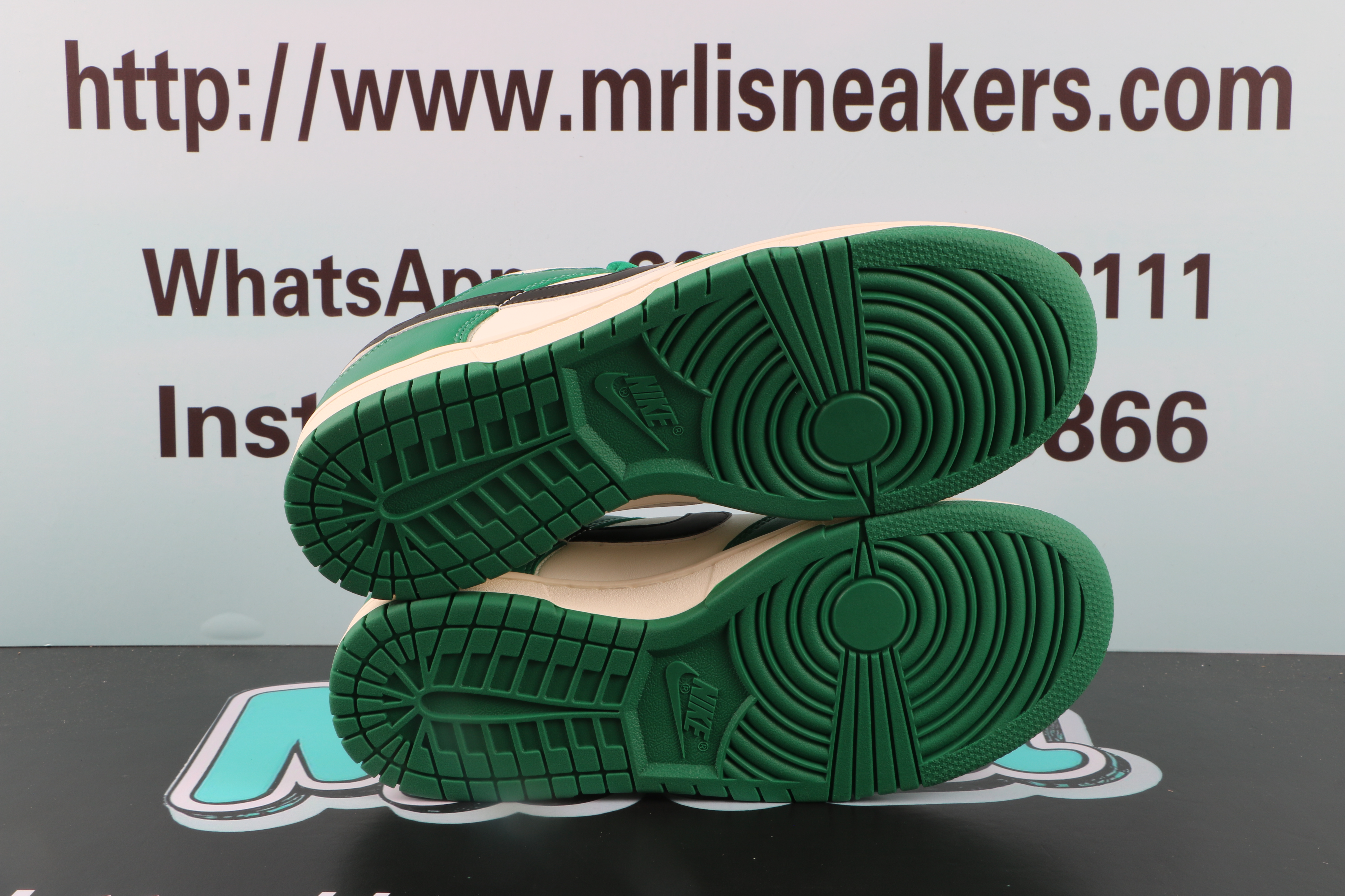Nike SB Dunk Low"Lottery"