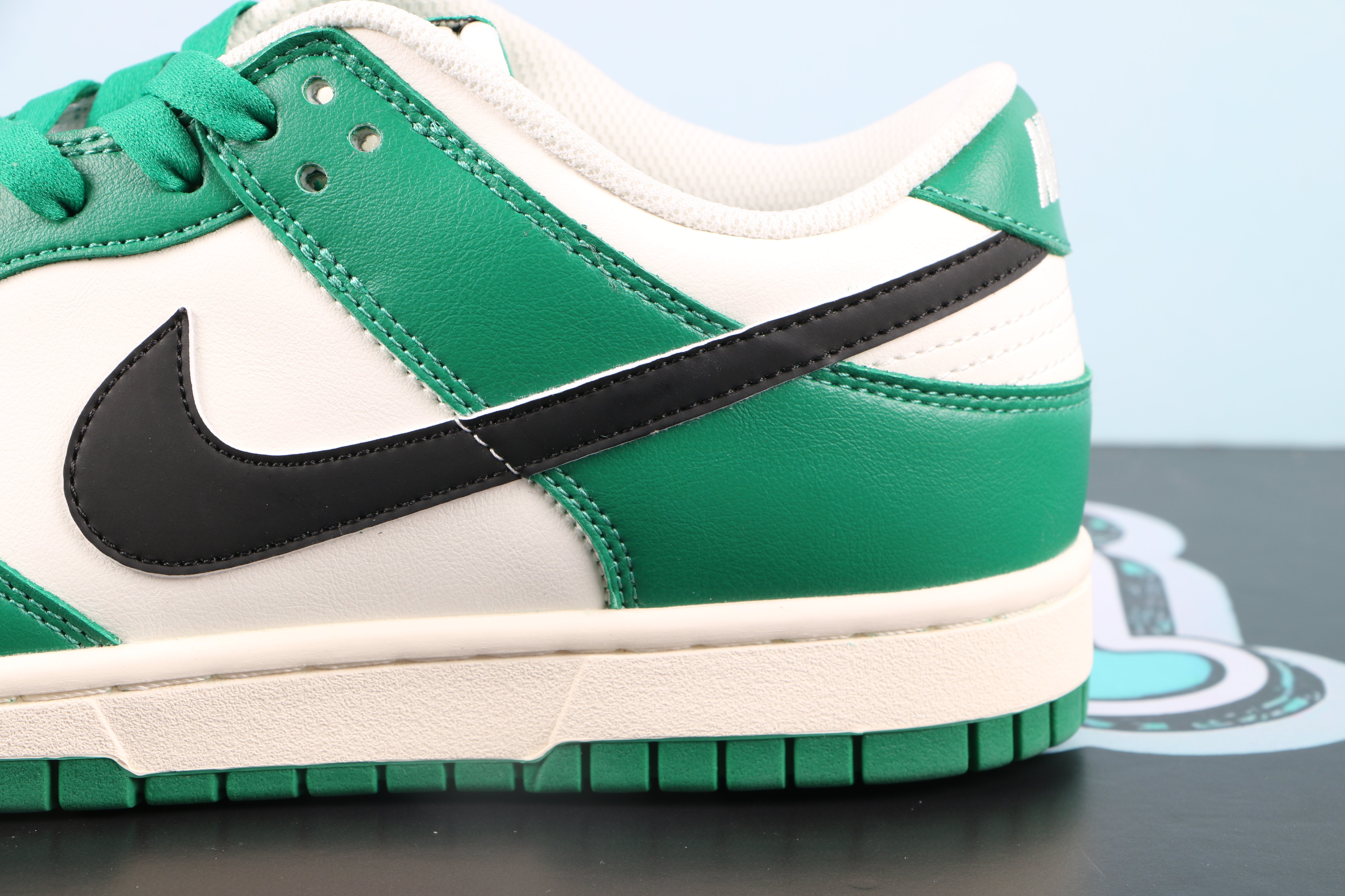 Nike SB Dunk Low"Lottery"