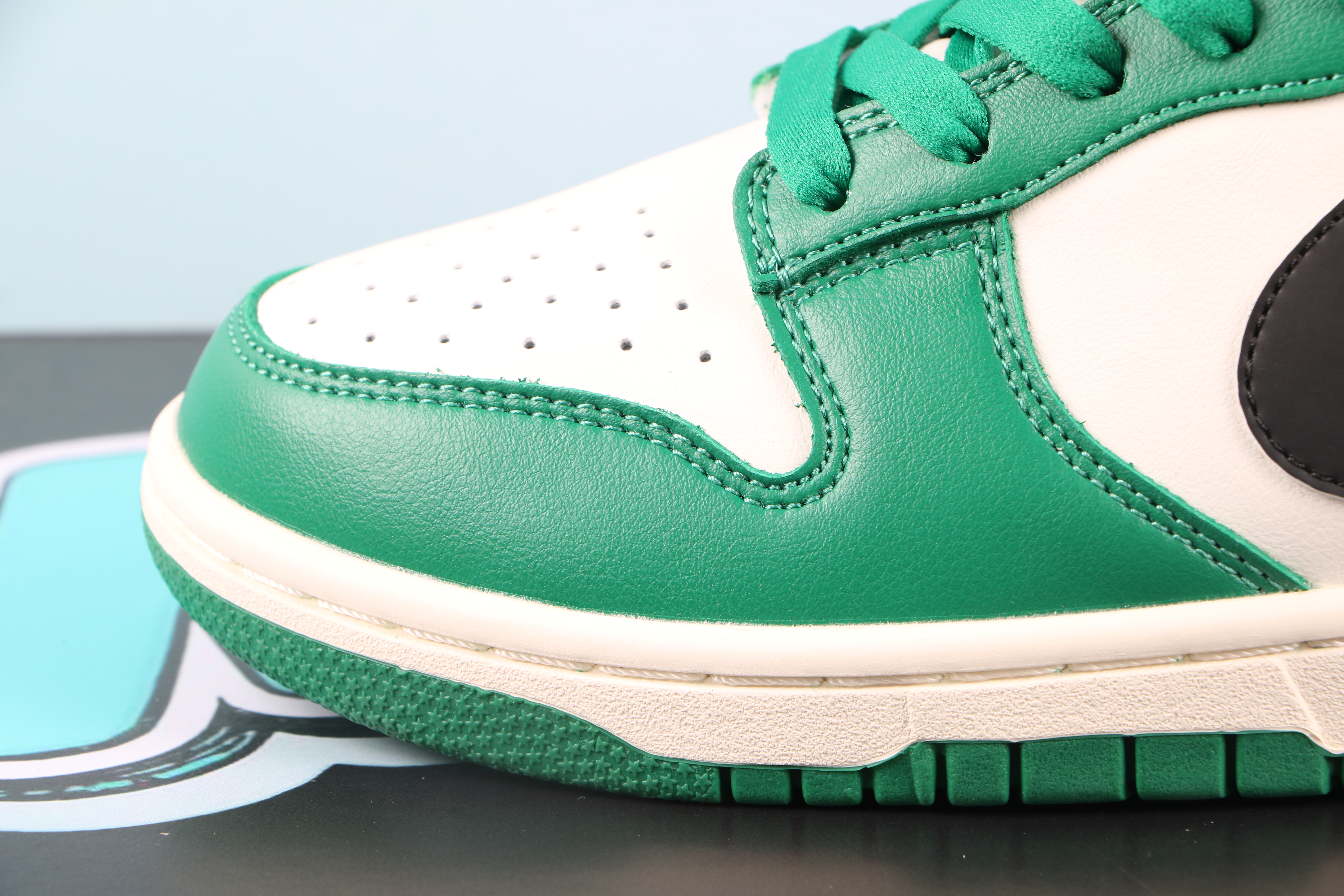 Nike SB Dunk Low"Lottery"