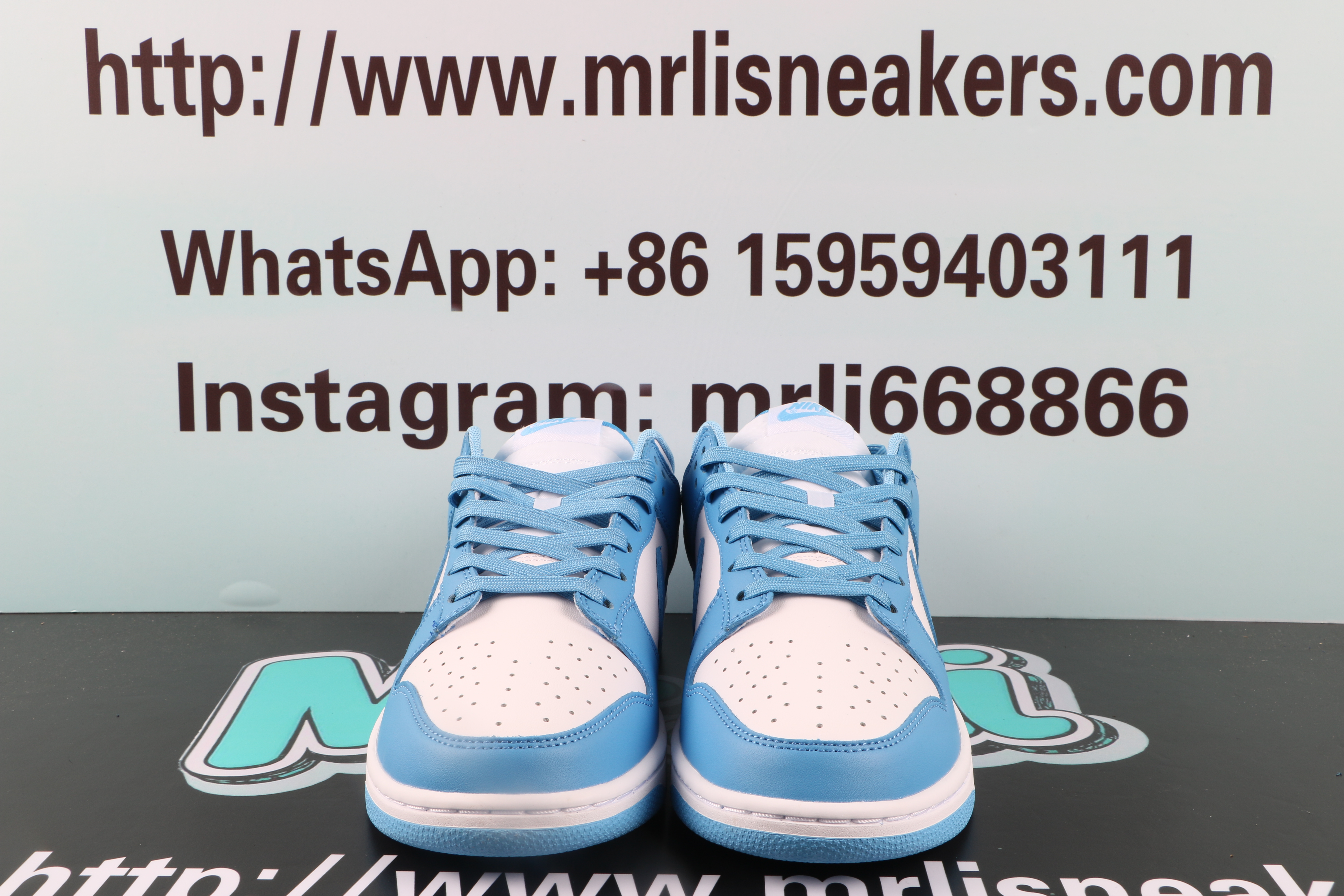 Nike SB Dunk Low UNC