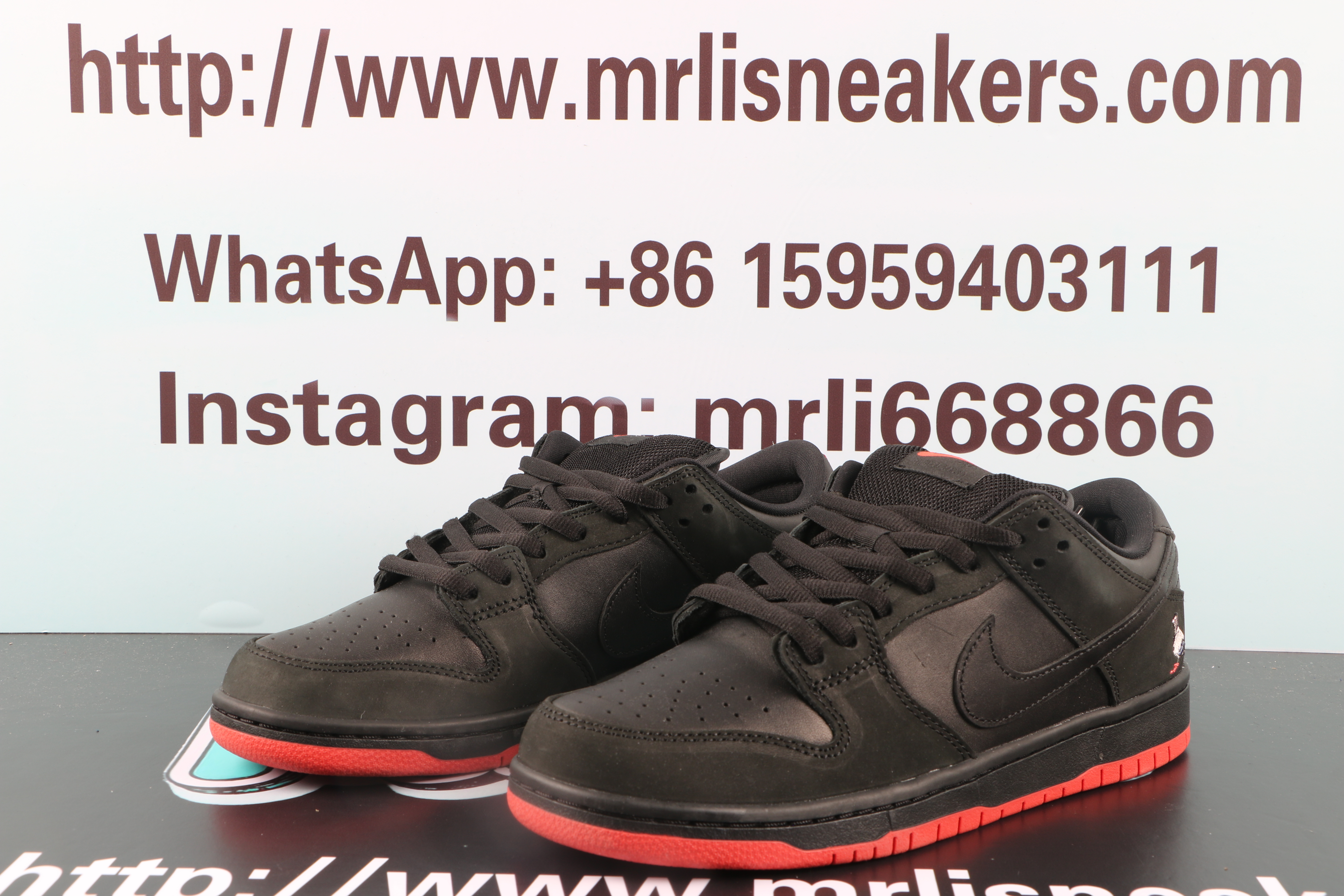 Nike SB Dunk Low Black Pigeon