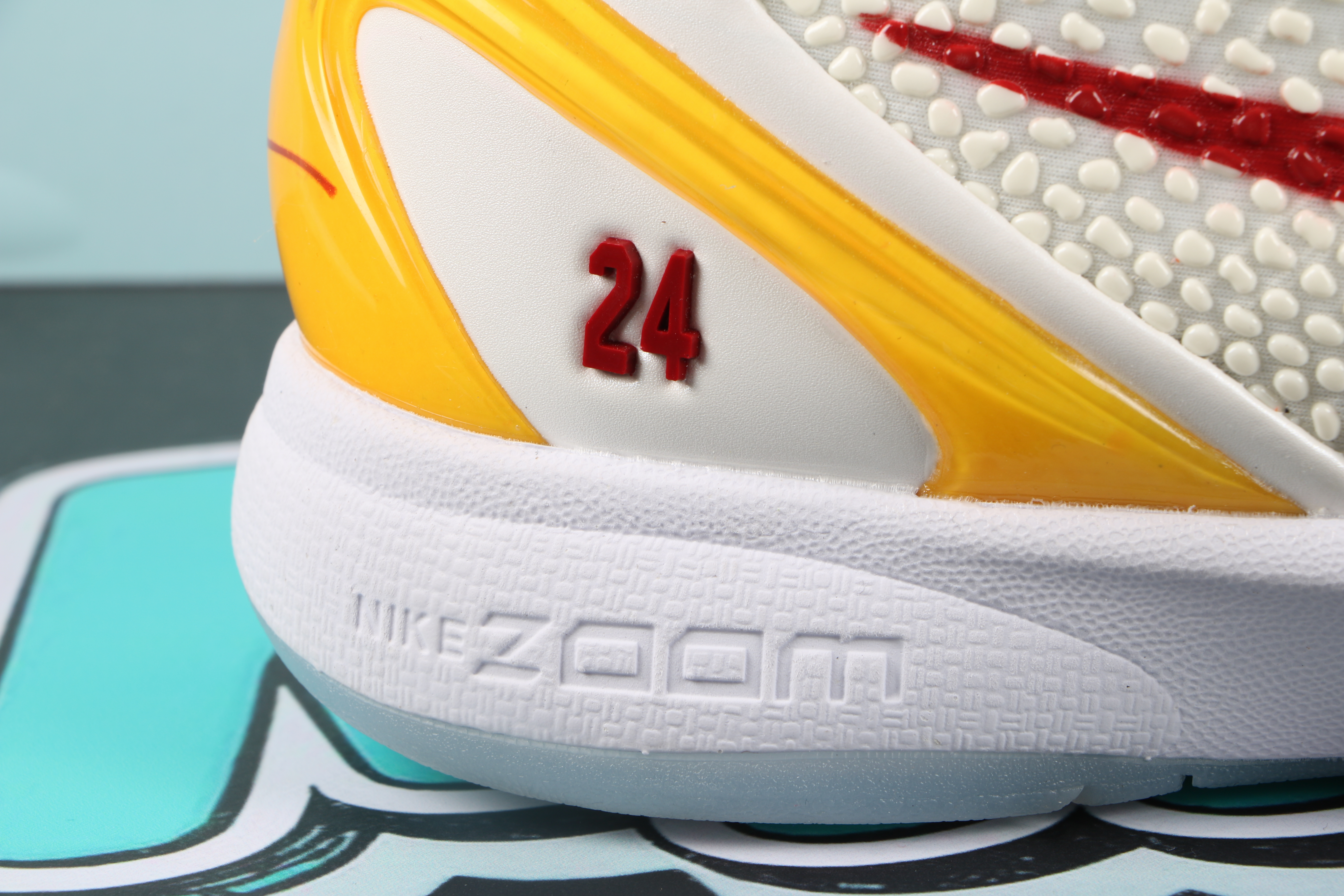 Nike Zoom Kobe 6 Protro