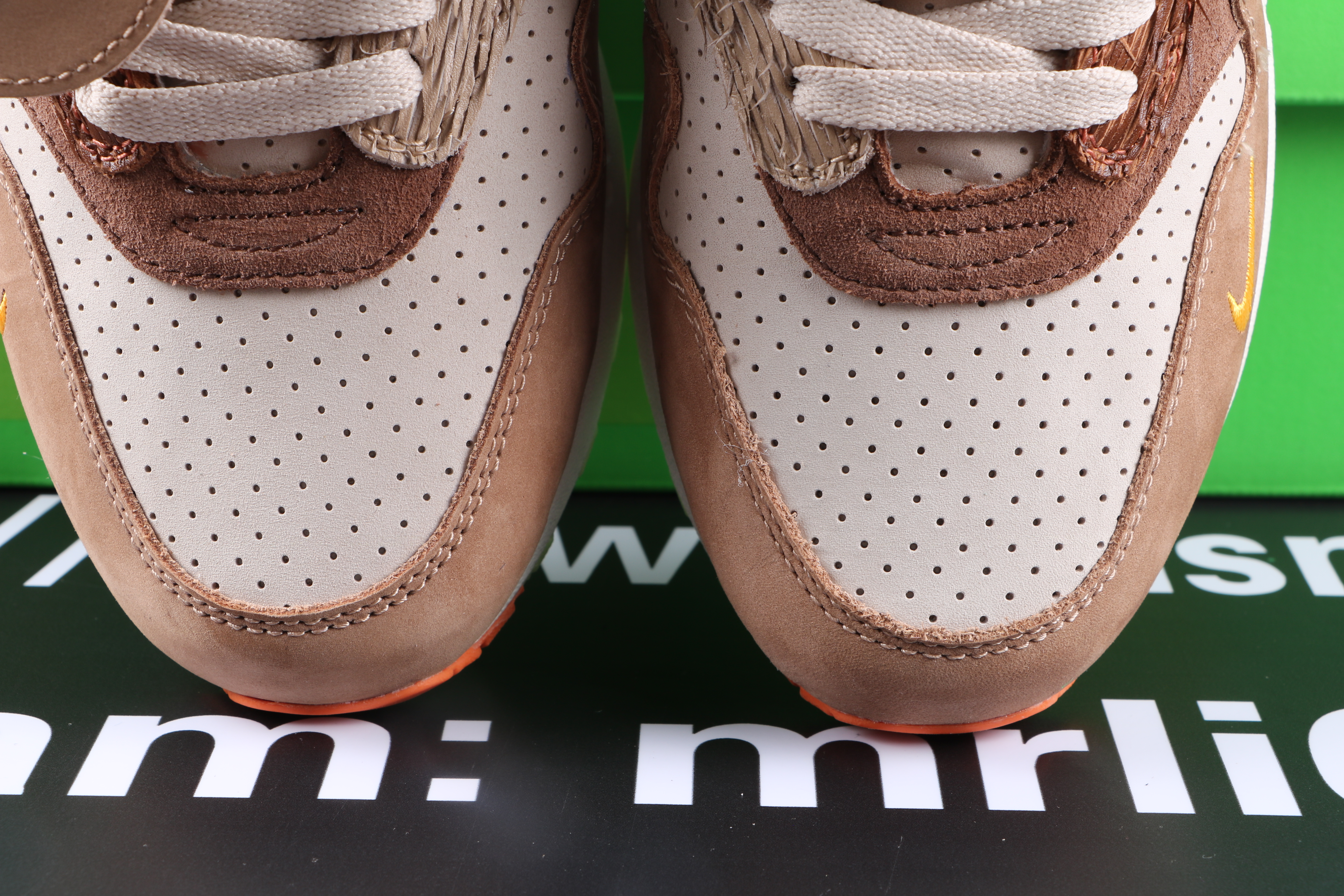 Nike Air Max 1'87 Luxe University Oregon PE (2024)(Number)(Star Batch)