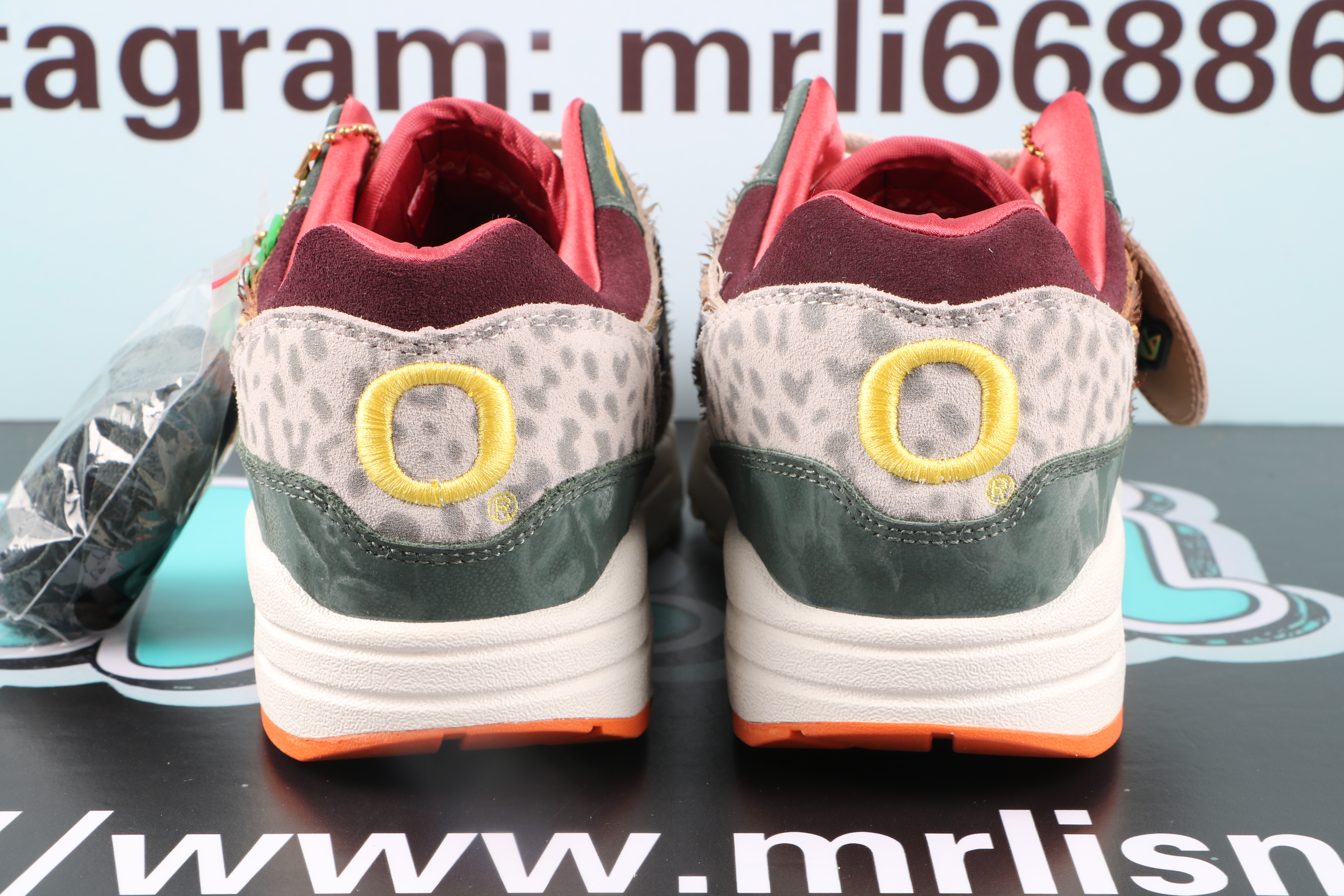 Nike Air Max 1'87 Luxe University Oregon PE (2024)(Number)(Star Batch)