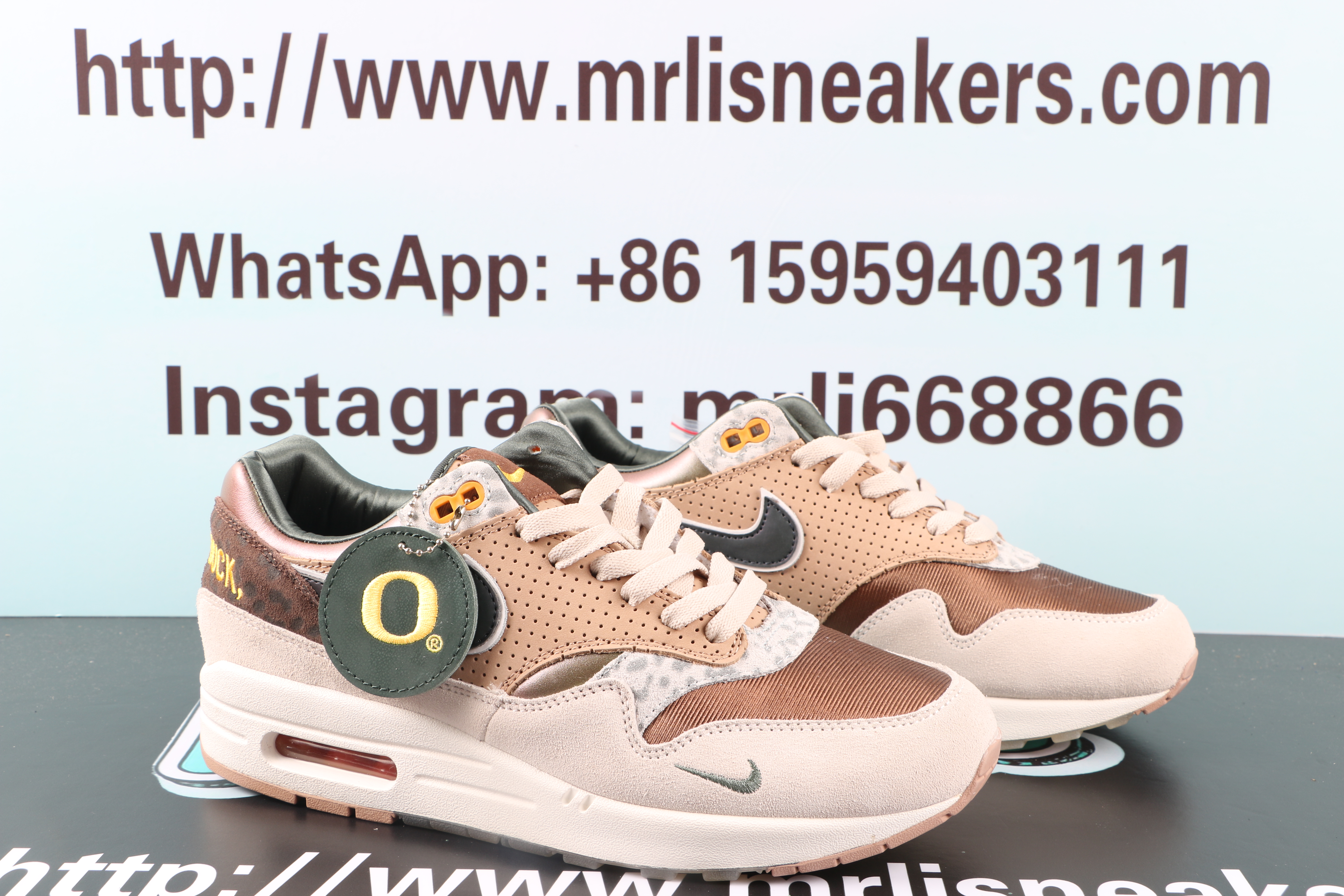 Nike Air Max 1'87 Premium University Oregon PE (2024)