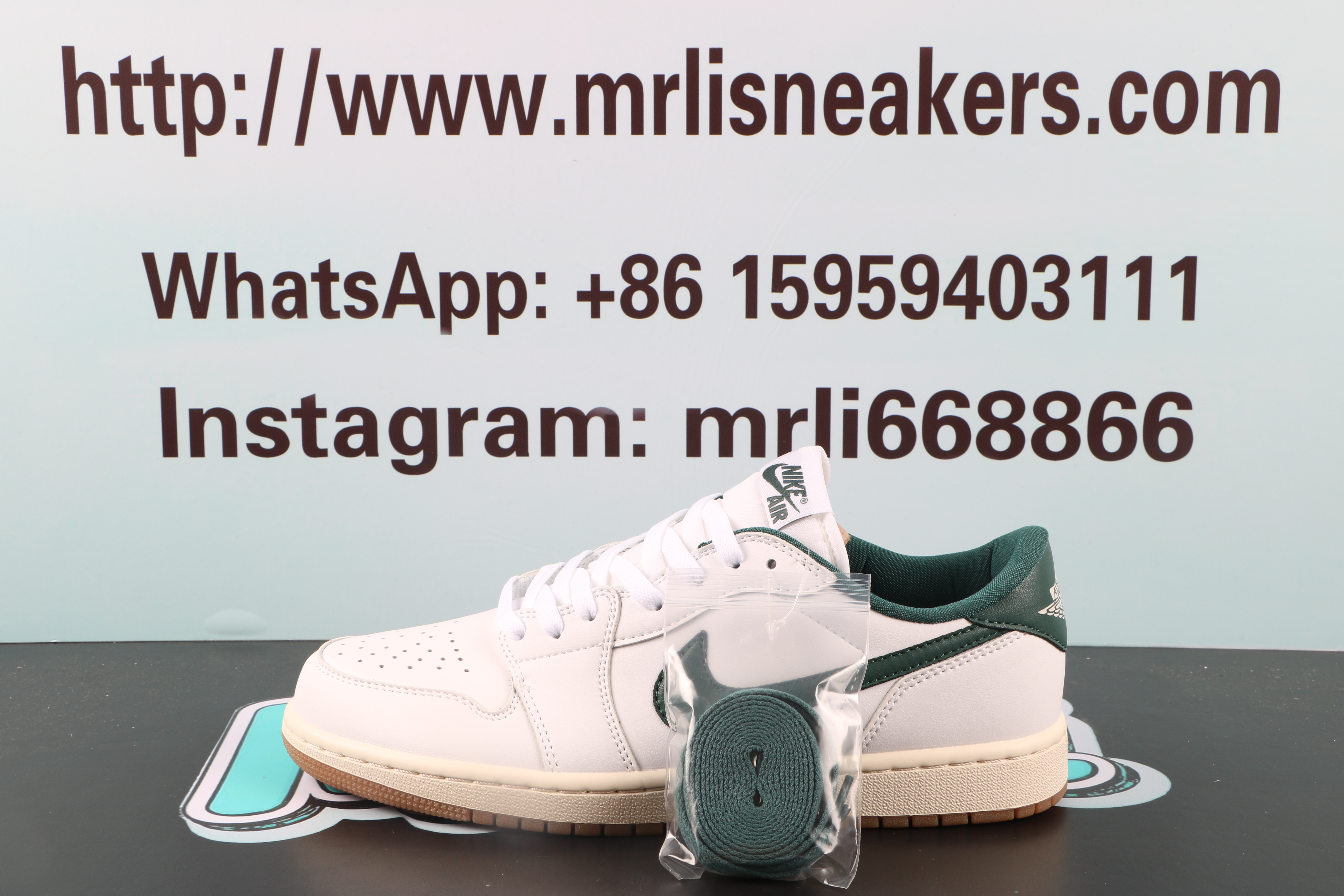 Jordan 1 Retro Low Green White