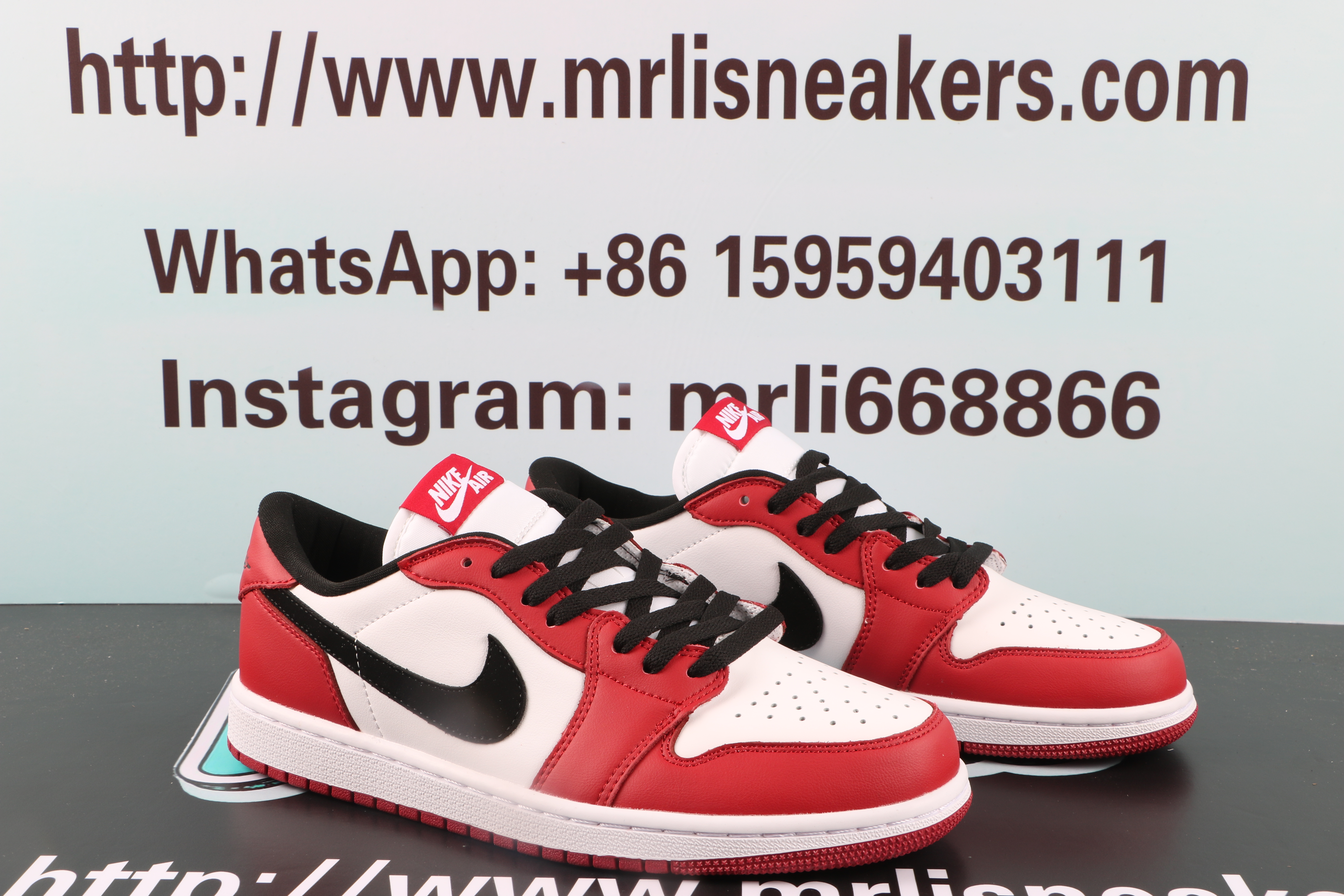 Jordan 1 Retro Low Chicago