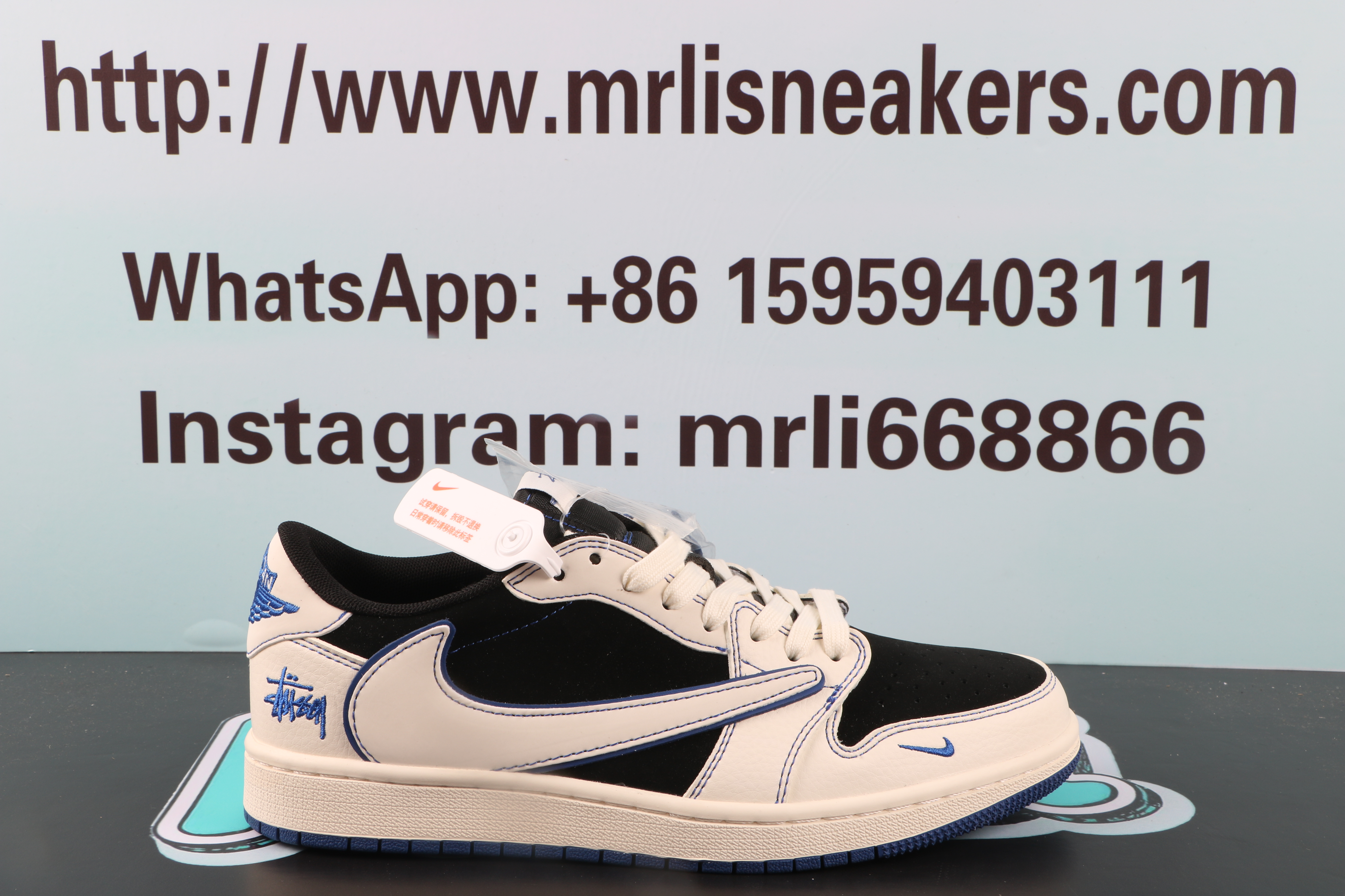 Jordan 1 Low Travis Scott