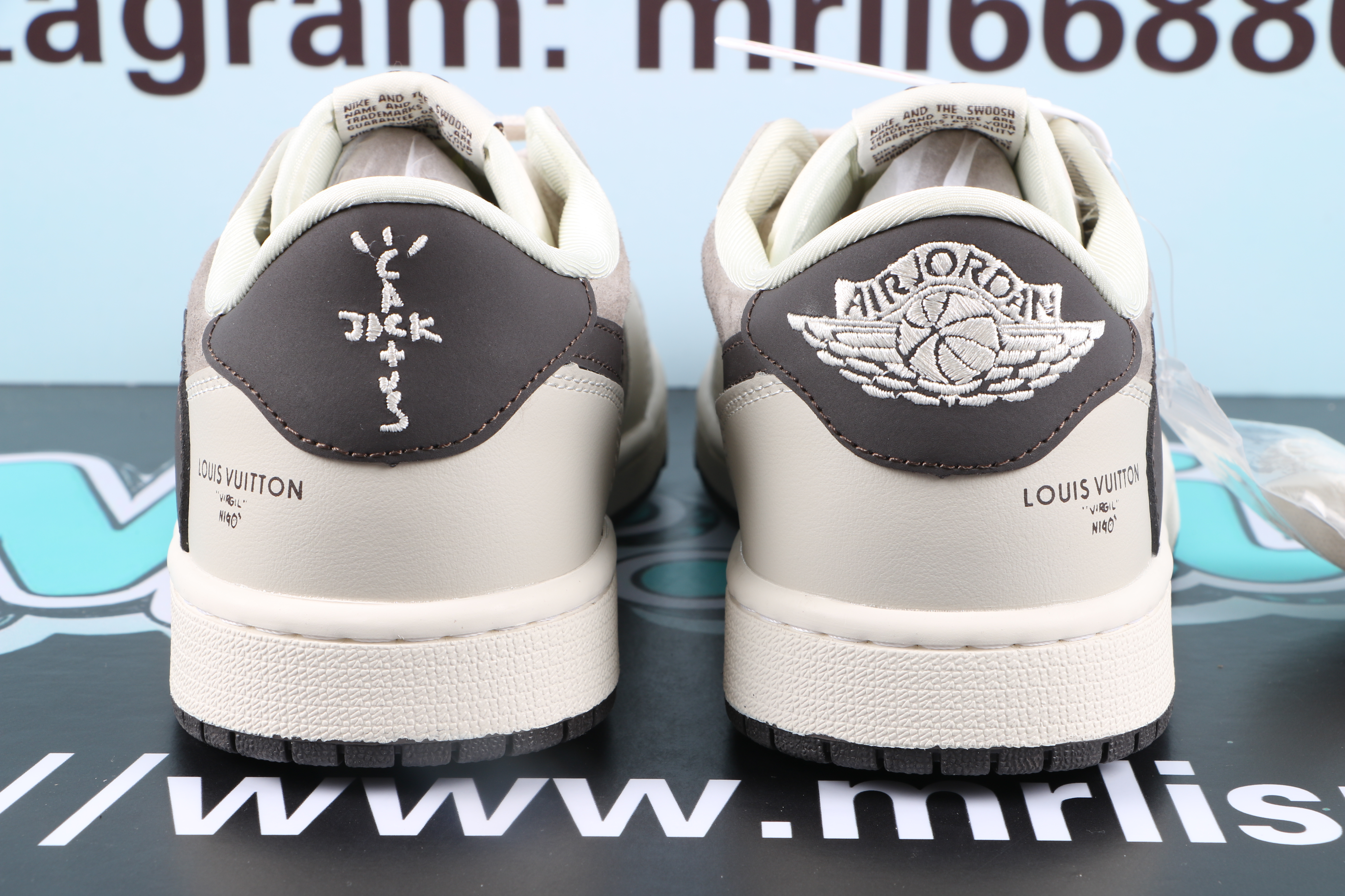Jordan 1 low Travis Scott Louis Vuitton