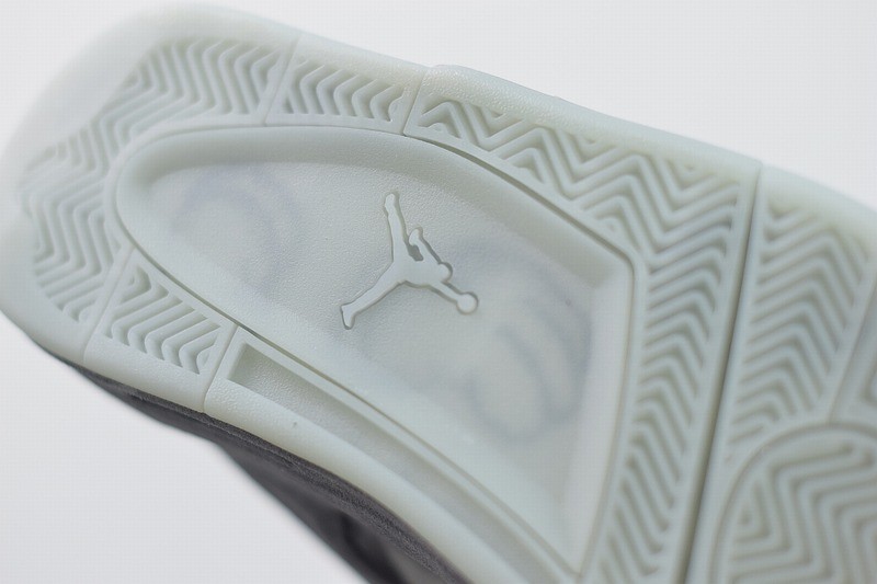 Jordan 4 Retro Kaws Jordan 4 Retro Kaws
