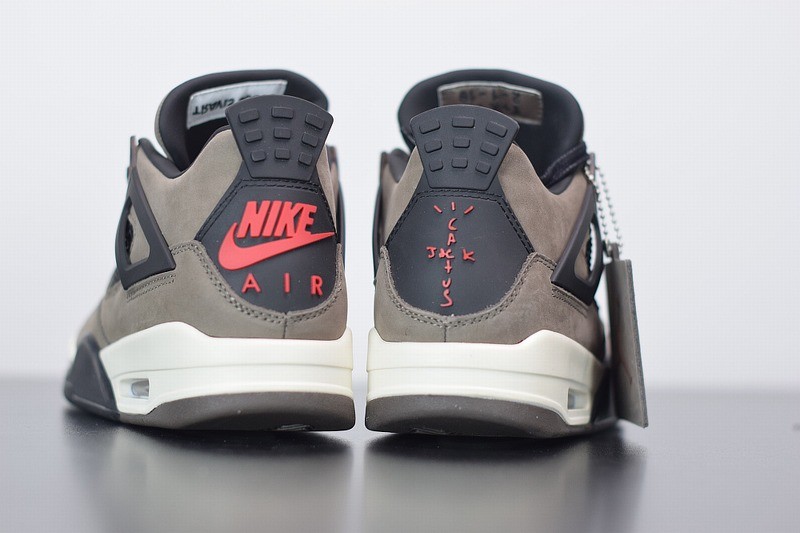 Jordan 4 Retro Travis Scott Dark Mocha/Sail Jordan 4 Retro Travis Scott Dark Mocha/Sail