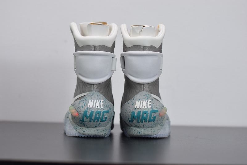 Nike Mag Come Back To The Future(Auto Lacing) Nike Mag Come Back To The Future(Auto Lacing)