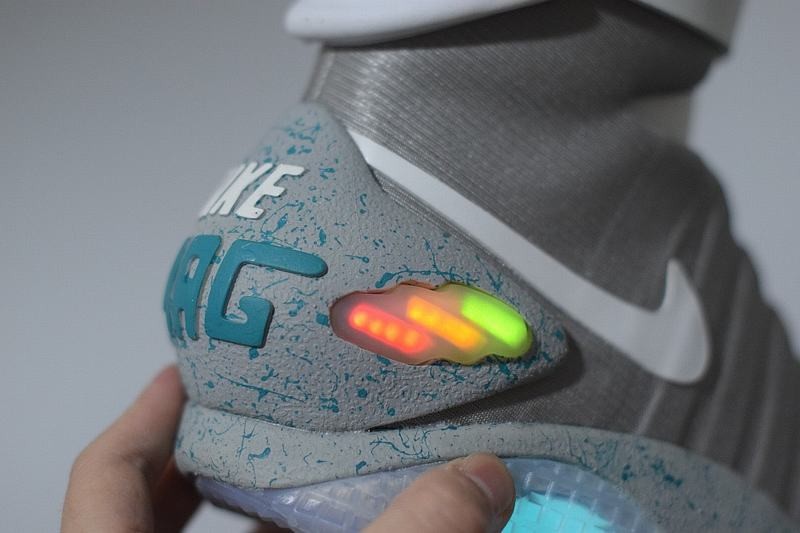 Nike Mag Come Back To The Future(Auto Lacing) Nike Mag Come Back To The Future(Auto Lacing)