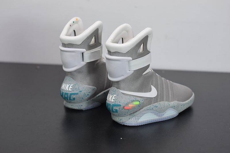Nike Mag Come Back To The Future(Auto Lacing) Nike Mag Come Back To The Future(Auto Lacing)