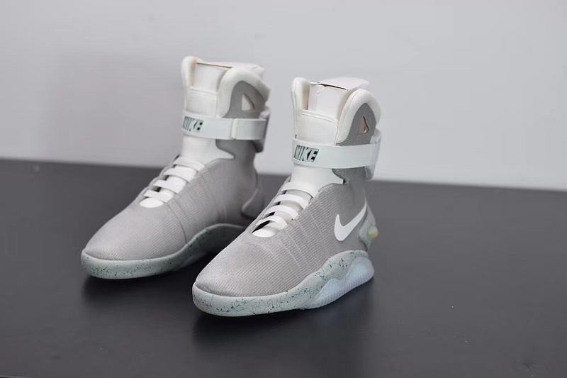 Nike Mag Come Back To The Future(Auto Lacing) Nike Mag Come Back To The Future(Auto Lacing)