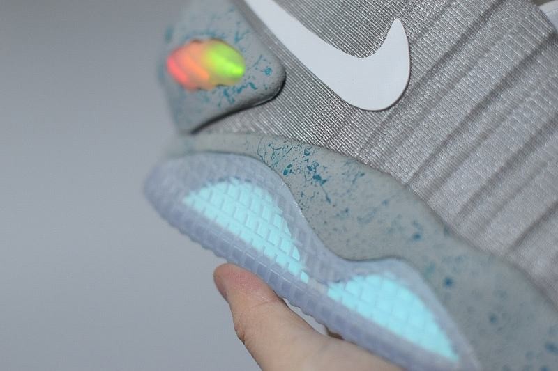 Nike Mag Come Back To The Future(Auto Lacing) Nike Mag Come Back To The Future(Auto Lacing)