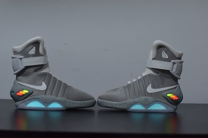 Nike Mag Come Back To The Future(Auto Lacing) Nike Mag Come Back To The Future(Auto Lacing)