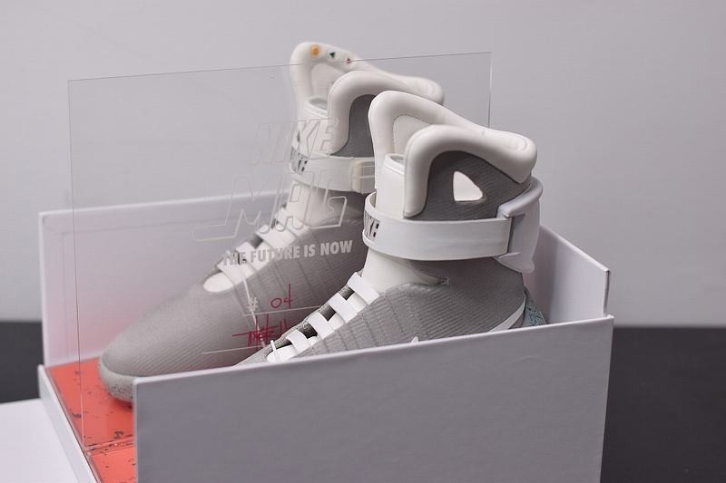 Nike Mag Come Back To The Future(Auto Lacing) Nike Mag Come Back To The Future(Auto Lacing)