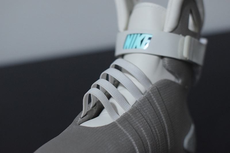 Nike Mag Come Back To The Future(Auto Lacing) Nike Mag Come Back To The Future(Auto Lacing)