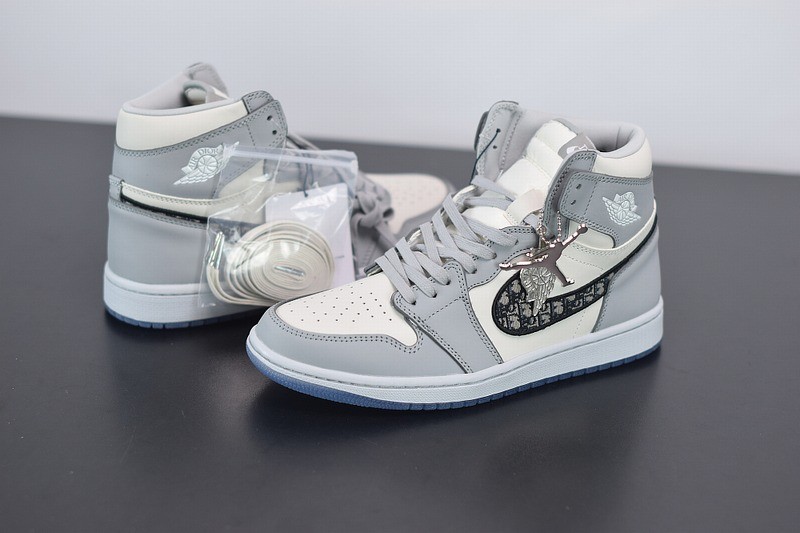 Jordan 1 Retro High Dior (HB Batch) Jordan 1 Retro High Dior (HB Batch)