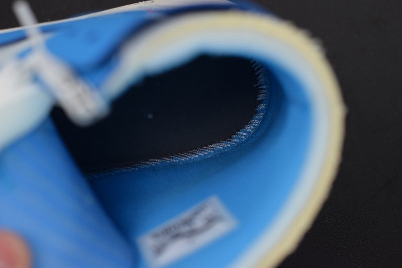 Jordan 1 Retro Off-White University Blue Jordan 1 Retro Off-White University Blue