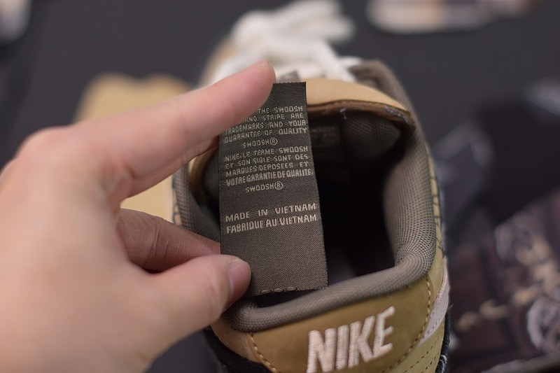 Nike SB Dunk Low Travis Scott (Special Box) Nike SB Dunk Low Travis Scott (Special Box)