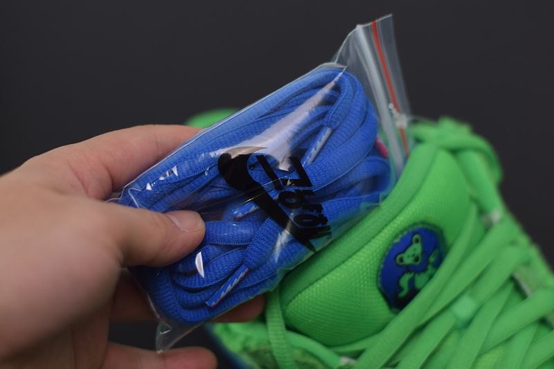 Nike SB Dunk Low Grateful Dead Bears Green Nike SB Dunk Low Grateful Dead Bears Green