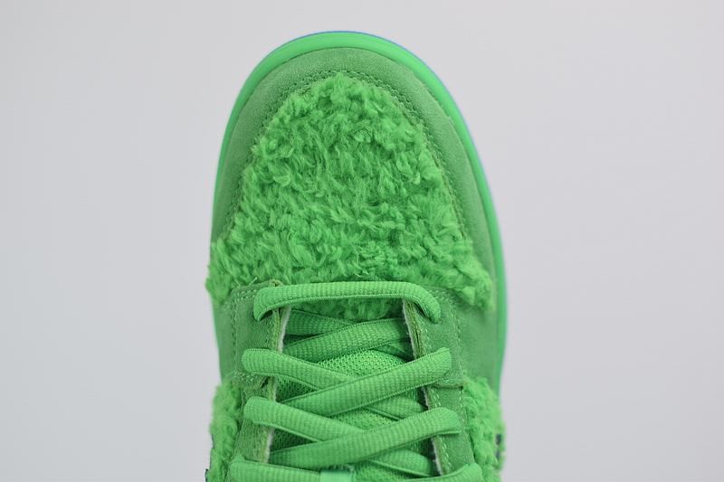 Nike SB Dunk Low Grateful Dead Bears Green Nike SB Dunk Low Grateful Dead Bears Green