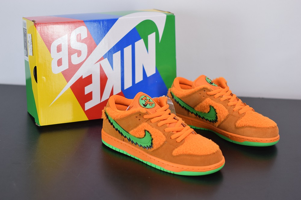 Nike SB Dunk Low Grateful Dead Bears Orange Nike SB Dunk Low Grateful Dead Bears Orange