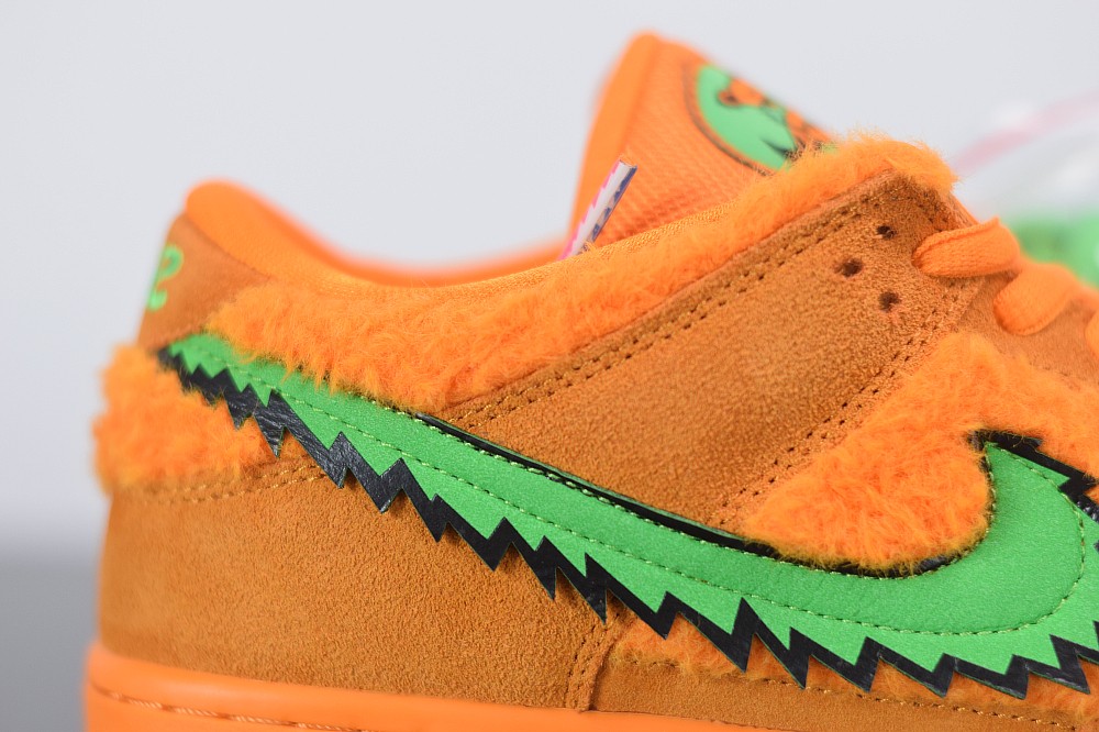 Nike SB Dunk Low Grateful Dead Bears Orange Nike SB Dunk Low Grateful Dead Bears Orange
