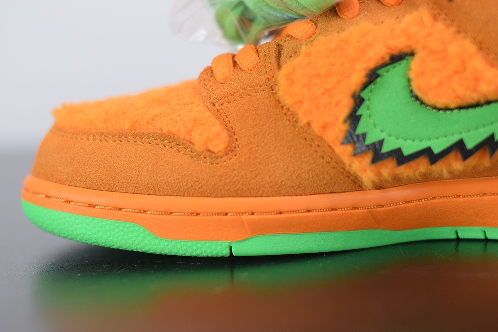 Nike SB Dunk Low Grateful Dead Bears Orange Nike SB Dunk Low Grateful Dead Bears Orange
