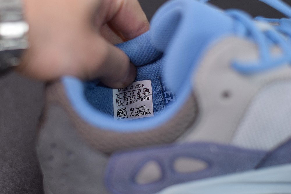 Yeezy Boost 700 Carbon Blue Yeezy Boost 700 Carbon Blue