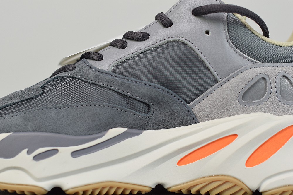Yeezy Boost 700 Magnet Yeezy Boost 700 Magnet