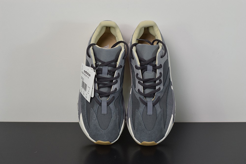 Yeezy Boost 700 Magnet Yeezy Boost 700 Magnet
