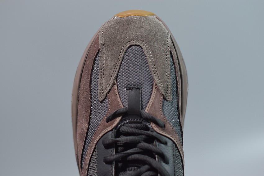 Yeezy Boost 700 Mauve Yeezy Boost 700 Mauve