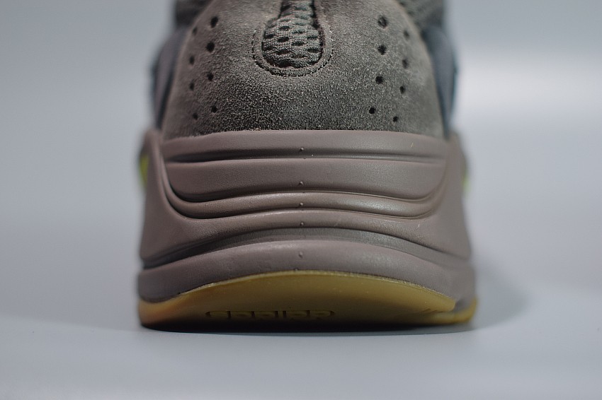 Yeezy Boost 700 Mauve Yeezy Boost 700 Mauve