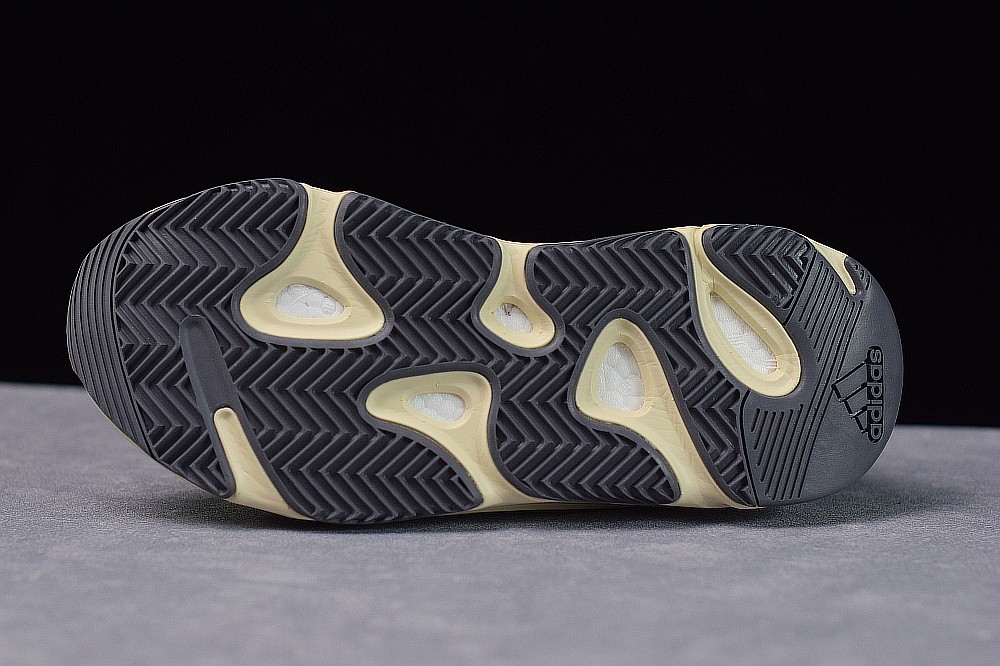 Yeezy Boost 700 Analog Yeezy Boost 700 Analog