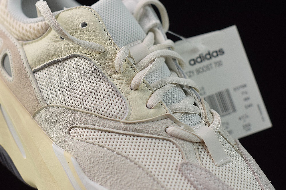 Yeezy Boost 700 Analog Yeezy Boost 700 Analog