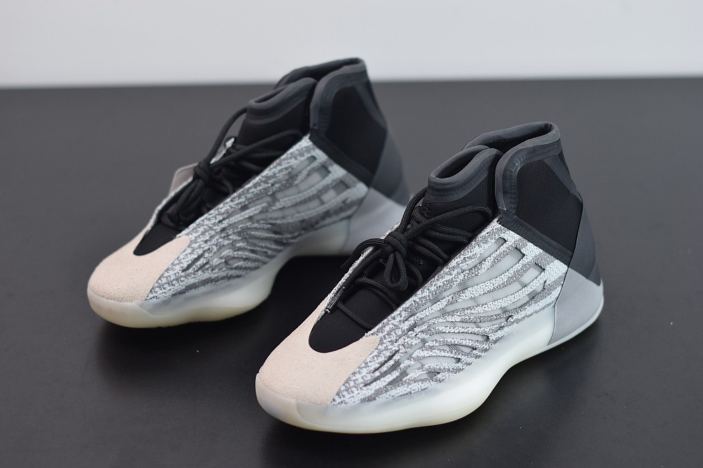 YZY QNTM BASKTBL (Performance Basketball Model YZY QNTM BASKTBL (Performance Basketball Model