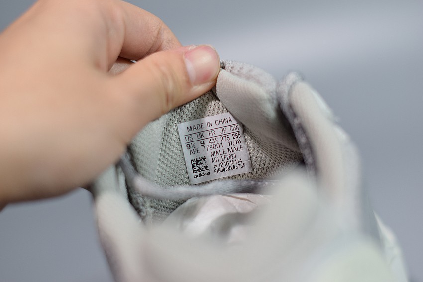 Yeezy 700 V2 Static Yeezy 700 V2 Static