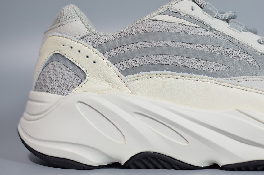 Yeezy 700 V2 Static Yeezy 700 V2 Static