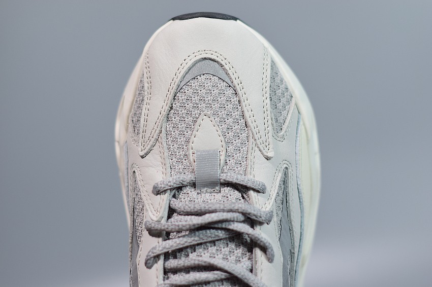 Yeezy 700 V2 Static Yeezy 700 V2 Static