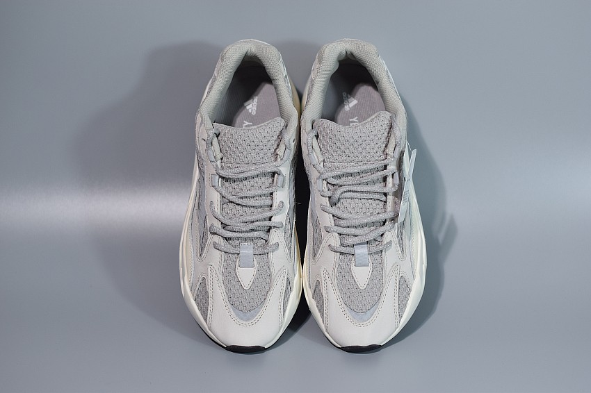 Yeezy 700 V2 Static Yeezy 700 V2 Static