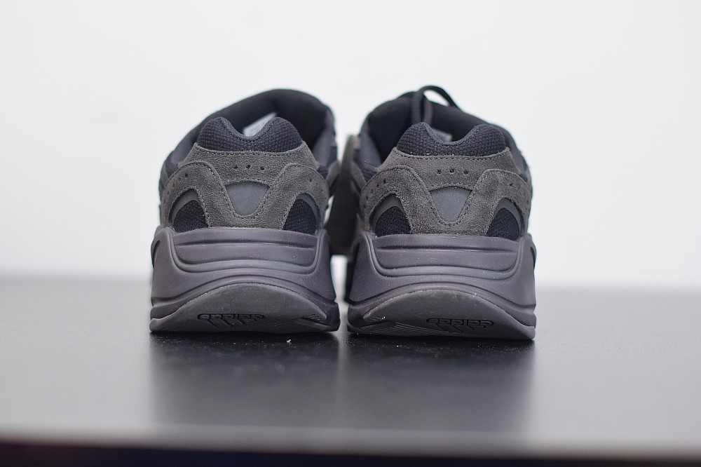 Yeezy Boost 700 V2 Vanta Yeezy Boost 700 V2 Vanta
