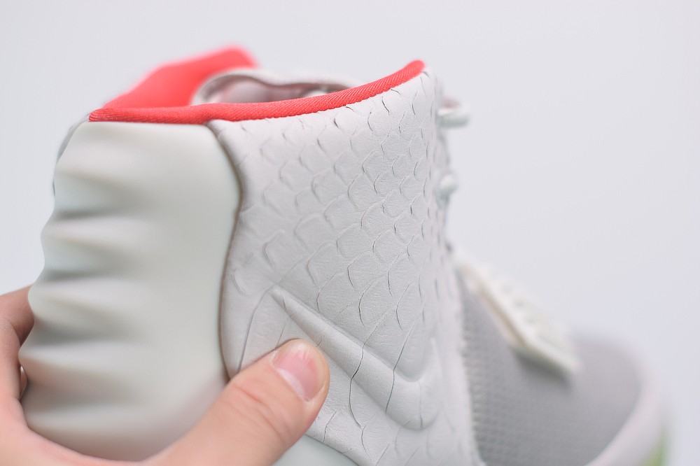 Air Yeezy 2 Pure Platinum Air Yeezy 2 Pure Platinum